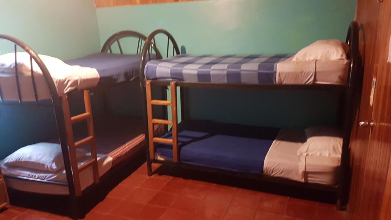 Hostel Monteverde Backpackers Екстер'єр фото