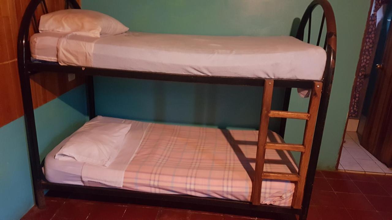 Hostel Monteverde Backpackers Екстер'єр фото