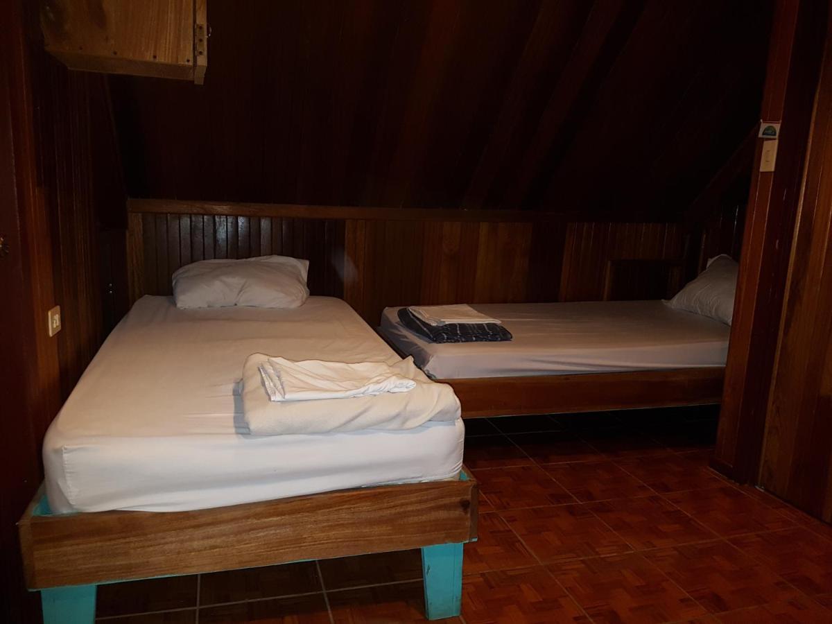 Hostel Monteverde Backpackers Екстер'єр фото