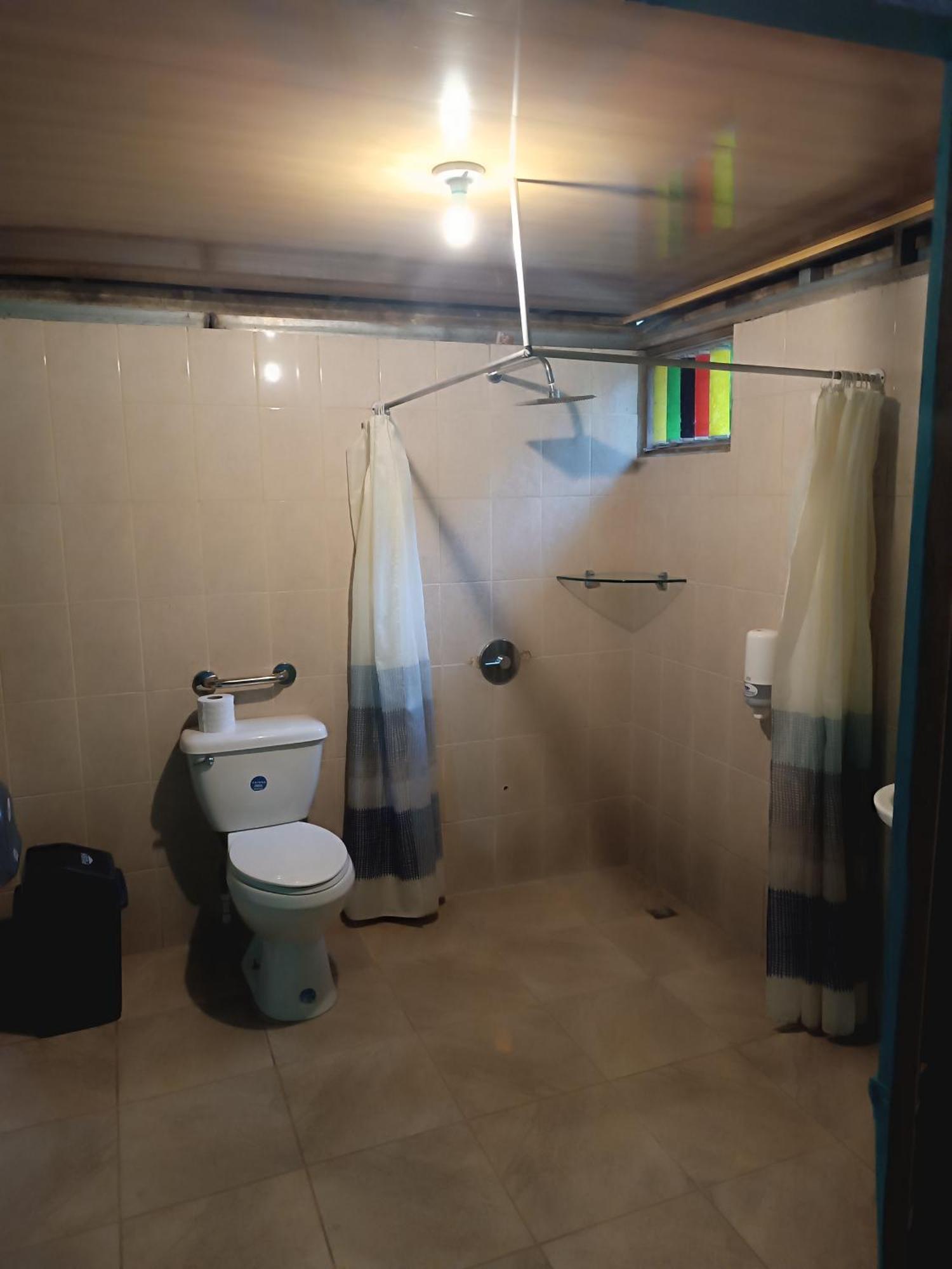 Hostel Monteverde Backpackers Екстер'єр фото