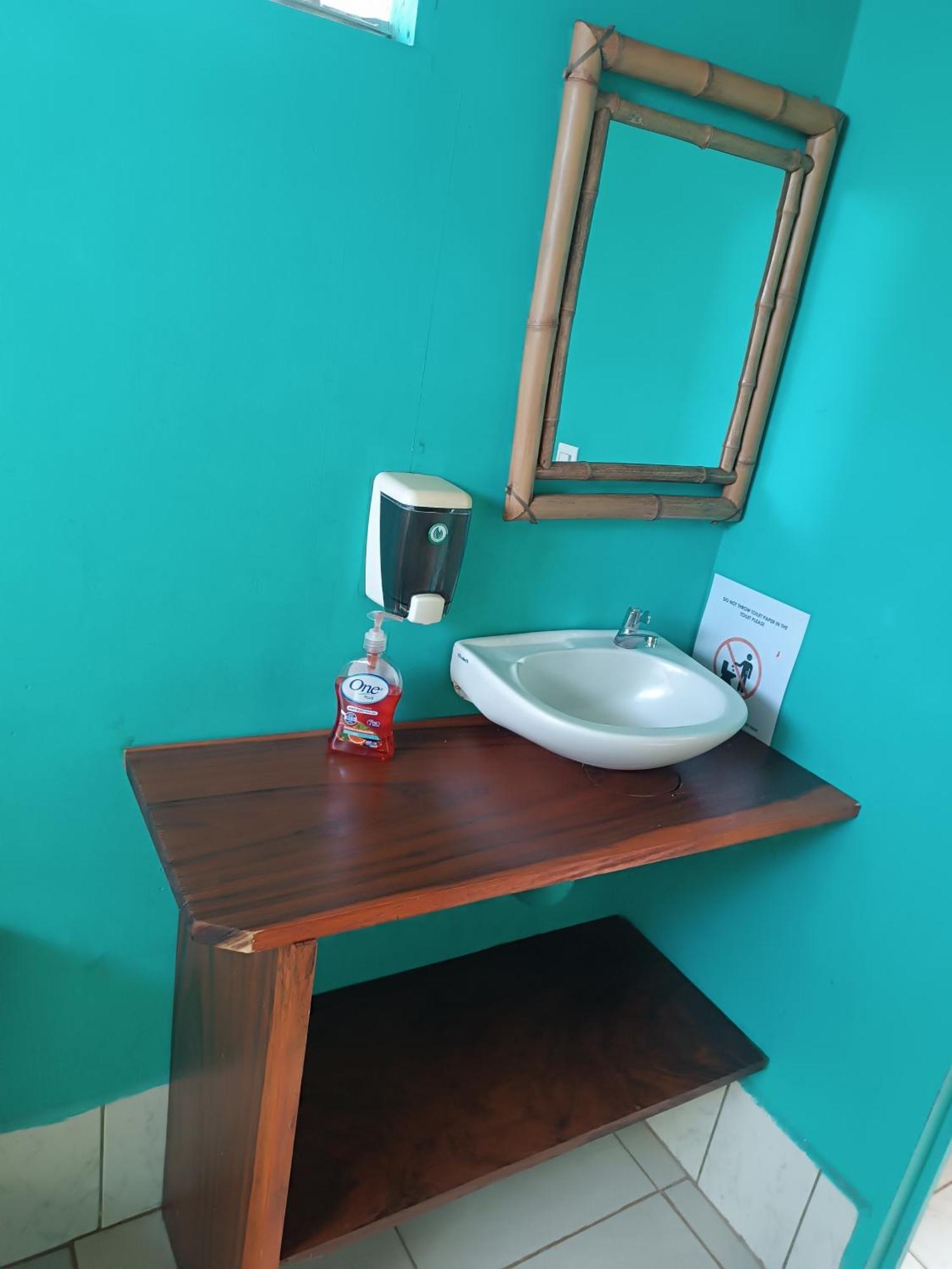 Hostel Monteverde Backpackers Екстер'єр фото